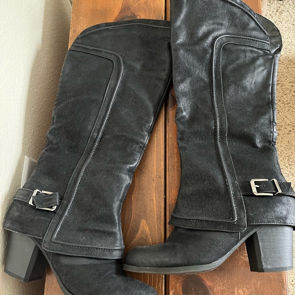 Fergalicious Shoes - Black Fergalicious boots, Size 8.5